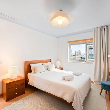 Дом отдыха Ocean Terrace - Private Patio With Bbq & Sea View Назаре